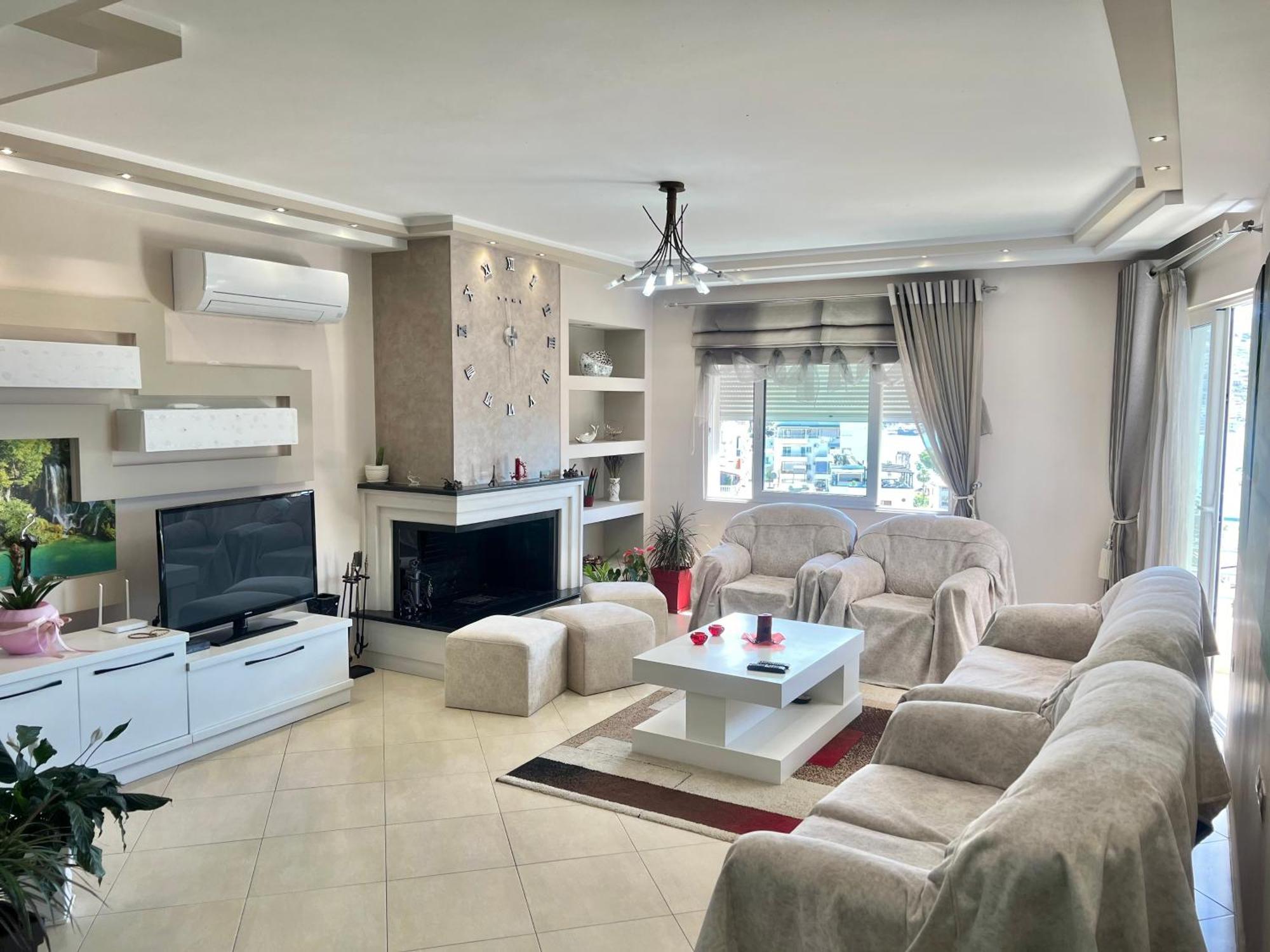 Roko Apartmán Sarandë