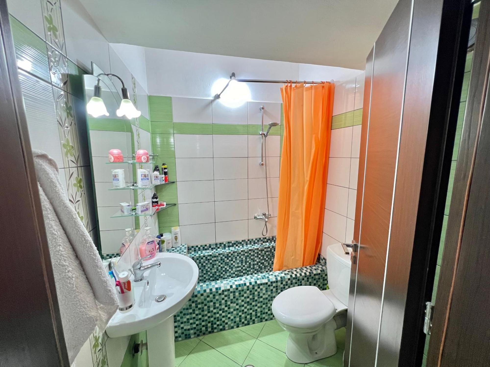 Roko Apartmán Sarandë
